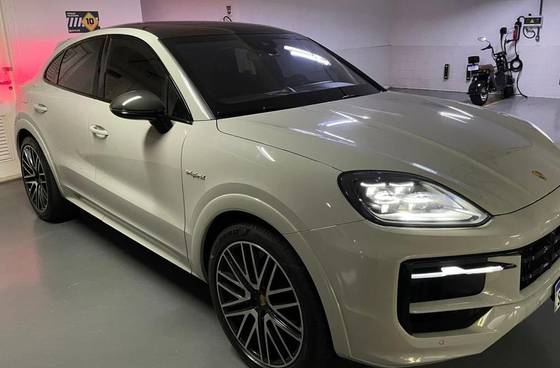PORSCHE CAYENNE 3.0 V6 E-HYBRID COUPÉ AWD TIPTRONIC S PORSCHE CAYENNE 3.0 V6 E-HYBRID COUPÉ AWD TIPTRONIC S